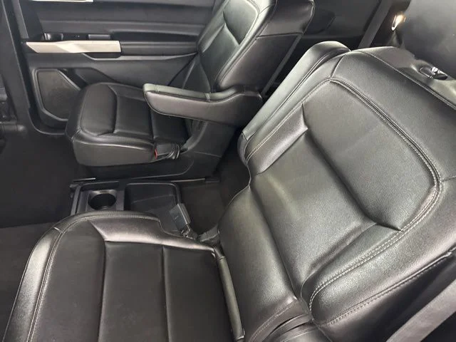 Used 2021 Red Ford XLT image 29