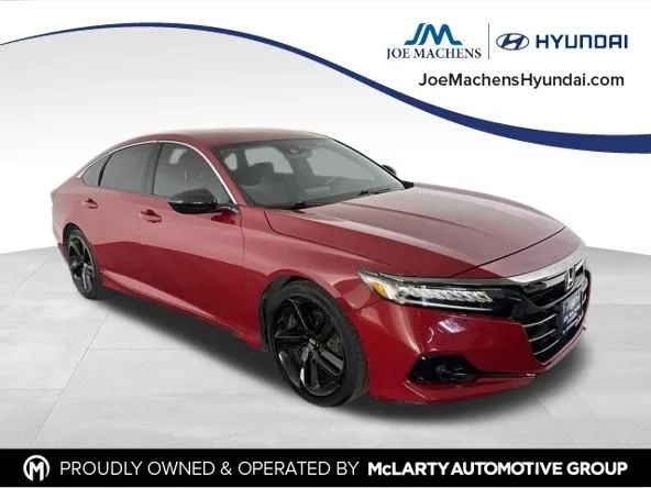 Used 2022  Honda Sport image 2