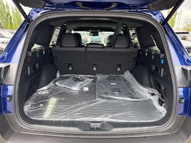 New 2026 SAPPHIRE BLUE PEARL Subaru Touring image 15