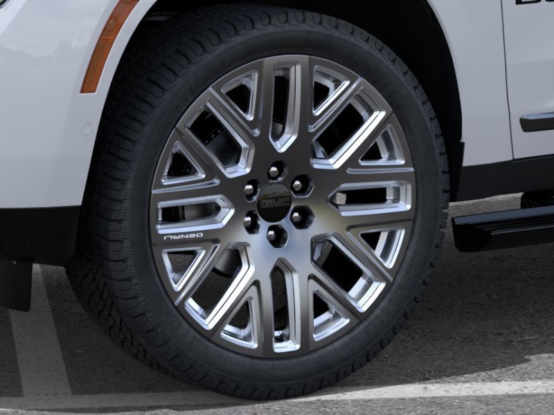 2026 GMC Yukon Denali Ultimate - Photo 9