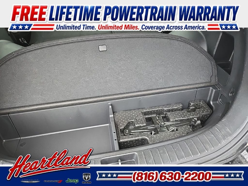 Used 2022 Black Hyundai Limited image 96