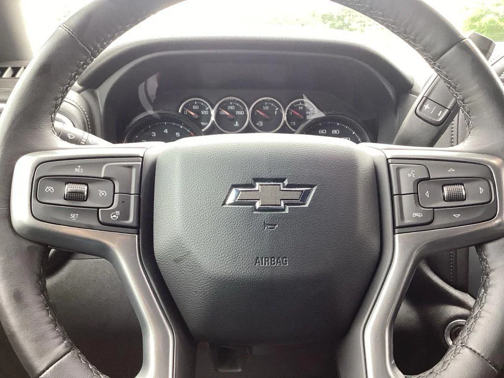 Used 2022 Red Hot Chevrolet RST image 10