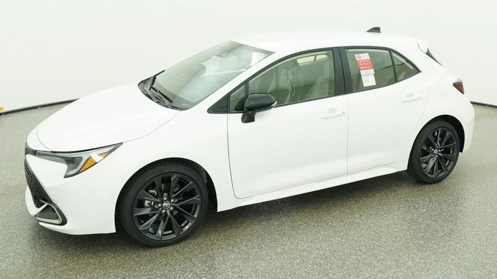 New 2026 Ice Cap Toyota XSE image 5
