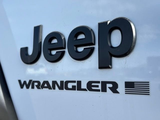 New 2026 Bright White Clear-Coat Exterior Paint Jeep Willys image 21