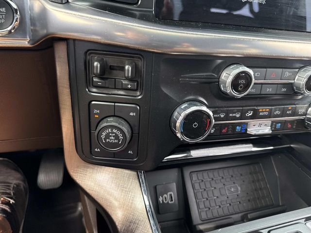 Used 2025 Antimatter Blue Metallic Ford King Ranch image 32