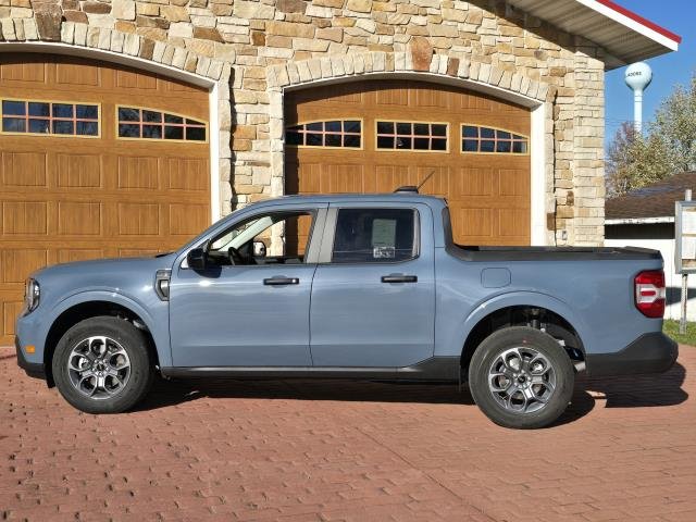 New 2026 Azure Gray Metallic Tri-Coat Ford XLT image 6
