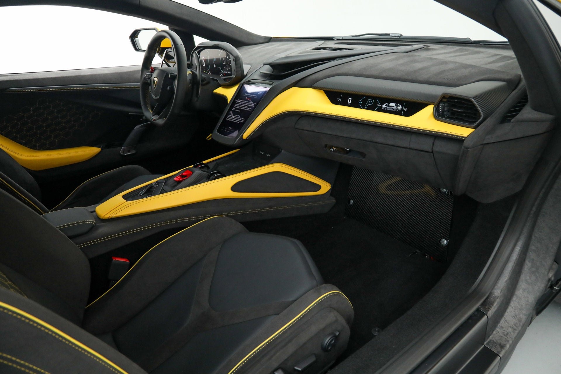 2024 Lamborghini Revuelto Base - Photo 20