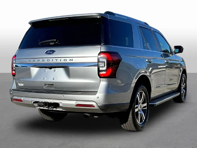 Used 2023 Silver Ford Limited image 8