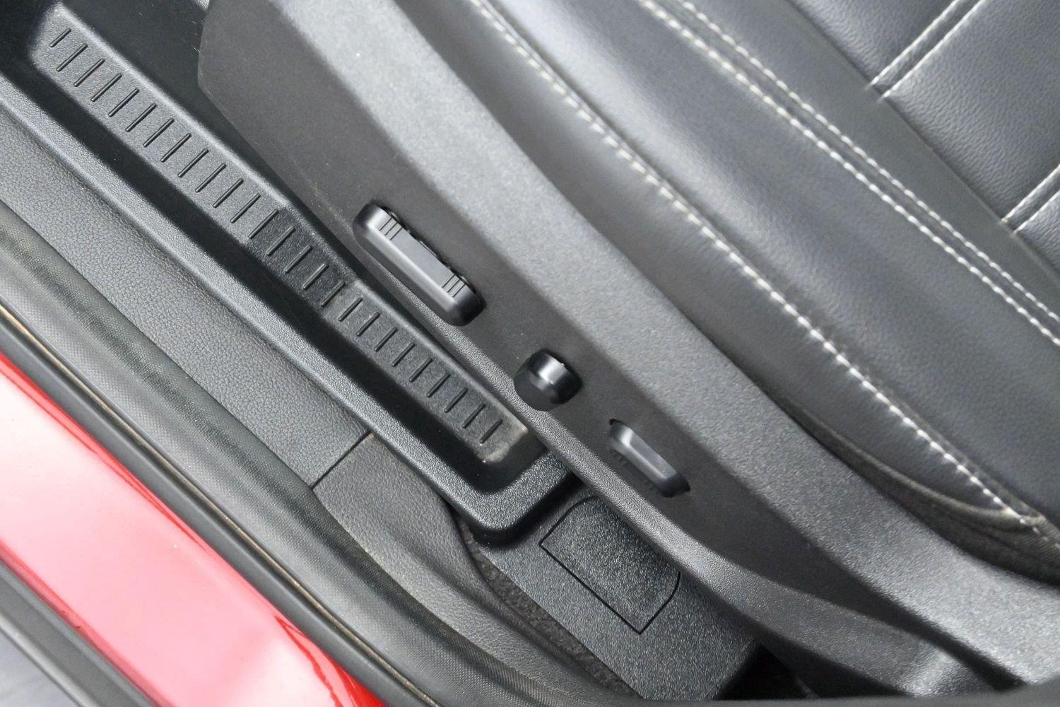 Used 2019 Ruby Red Metallic Tinted Clearcoat Ford SEL image 14