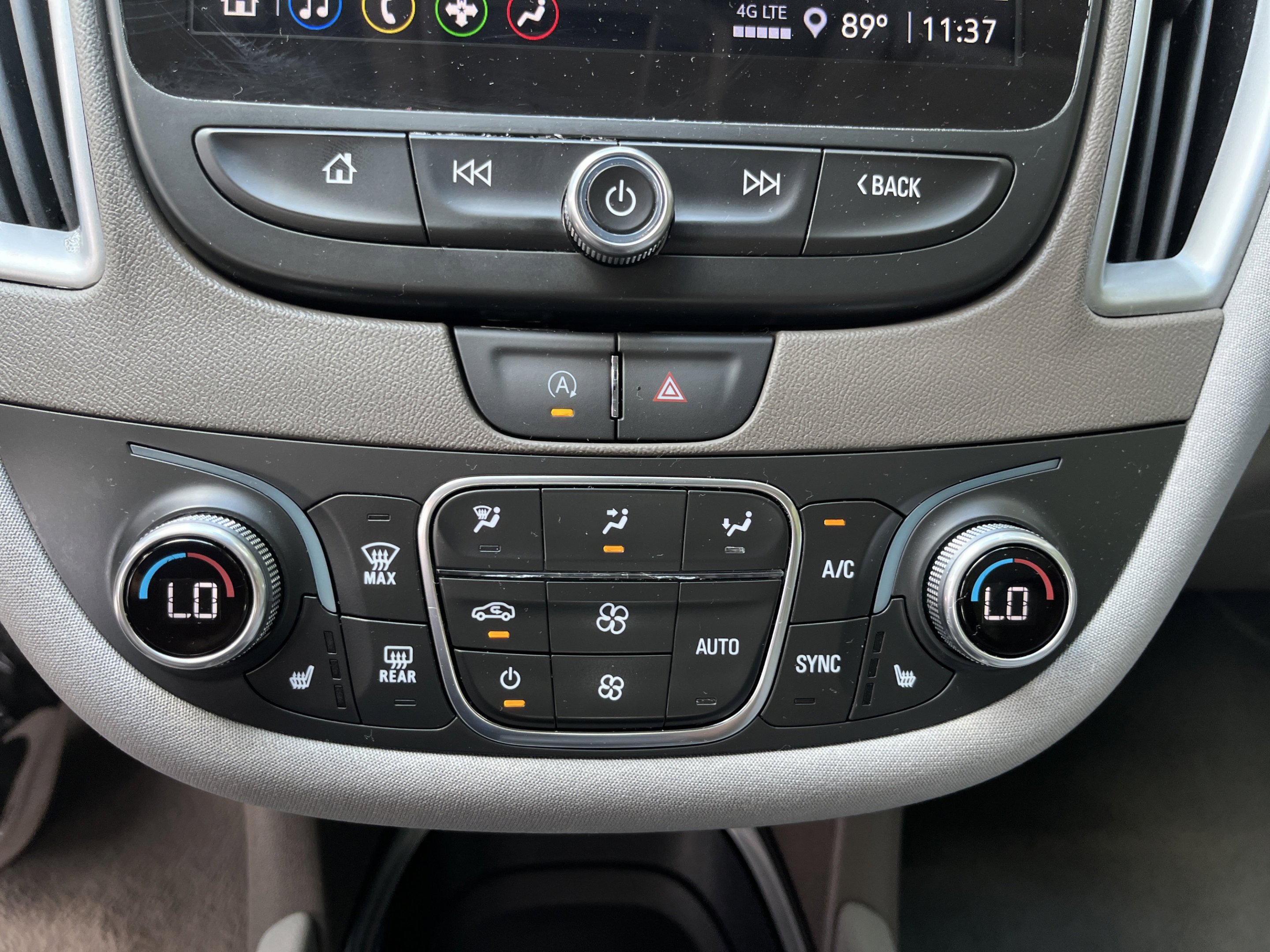 Used 2025 Sterling Gray Metallic Chevrolet  image 19