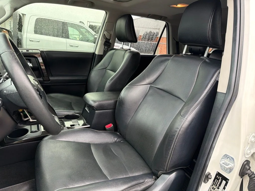 Used 2021 White Toyota Nightshade image 29