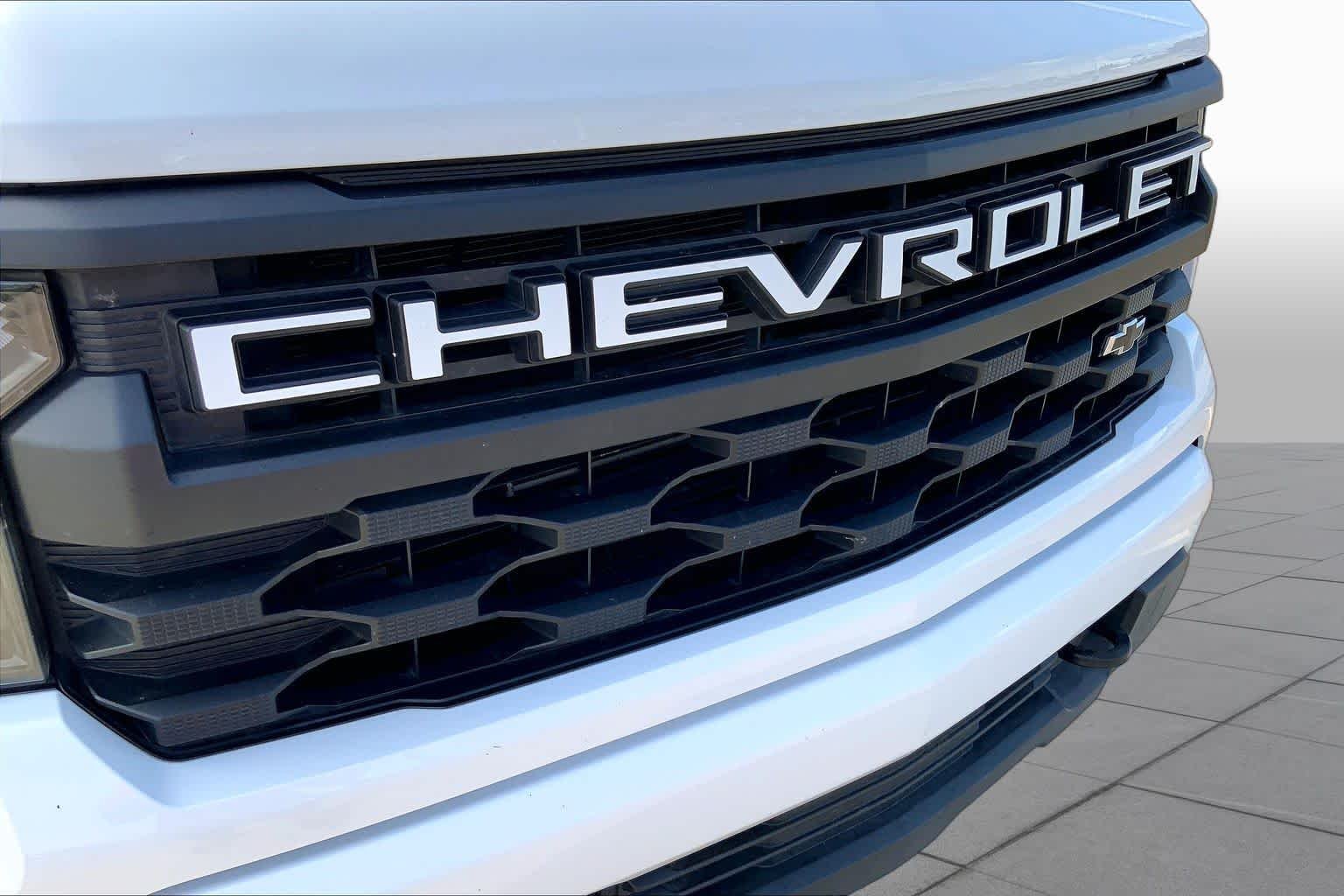 Certified Used 2025 Summit White Chevrolet Custom image 29