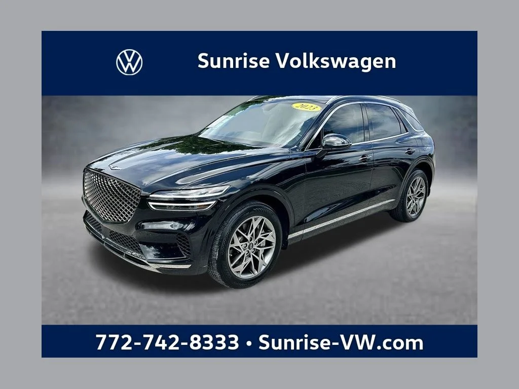 2023 GENESIS GV70 Standard