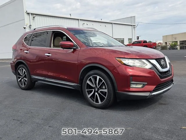 Used 2020 Red Nissan SL image 7