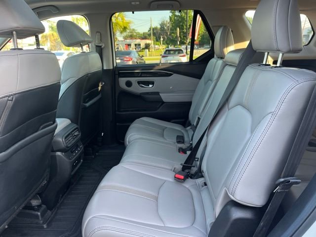 Used 2025  Honda  image 12