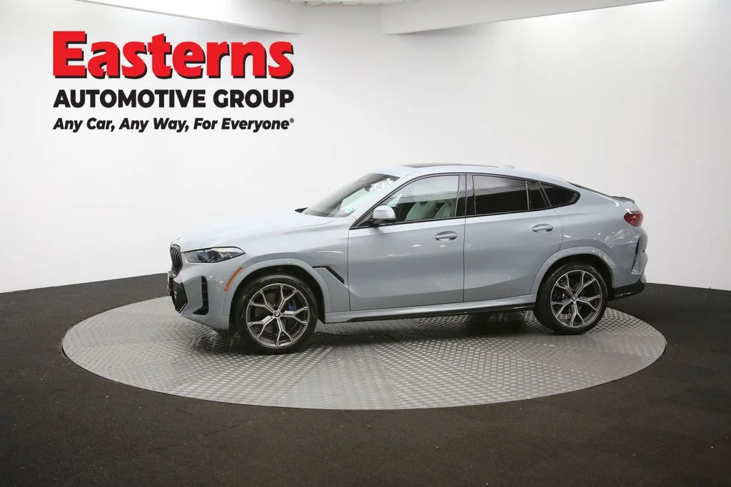 Used 2024 Gray BMW xDrive40i image 61