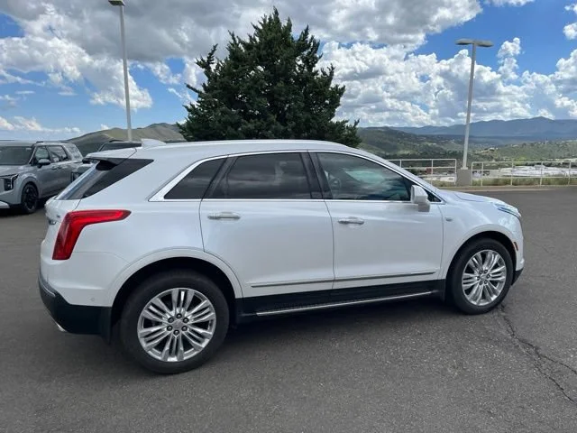 Used 2019 Crystal White Tricoat Cadillac Premium Luxury AWD image 7