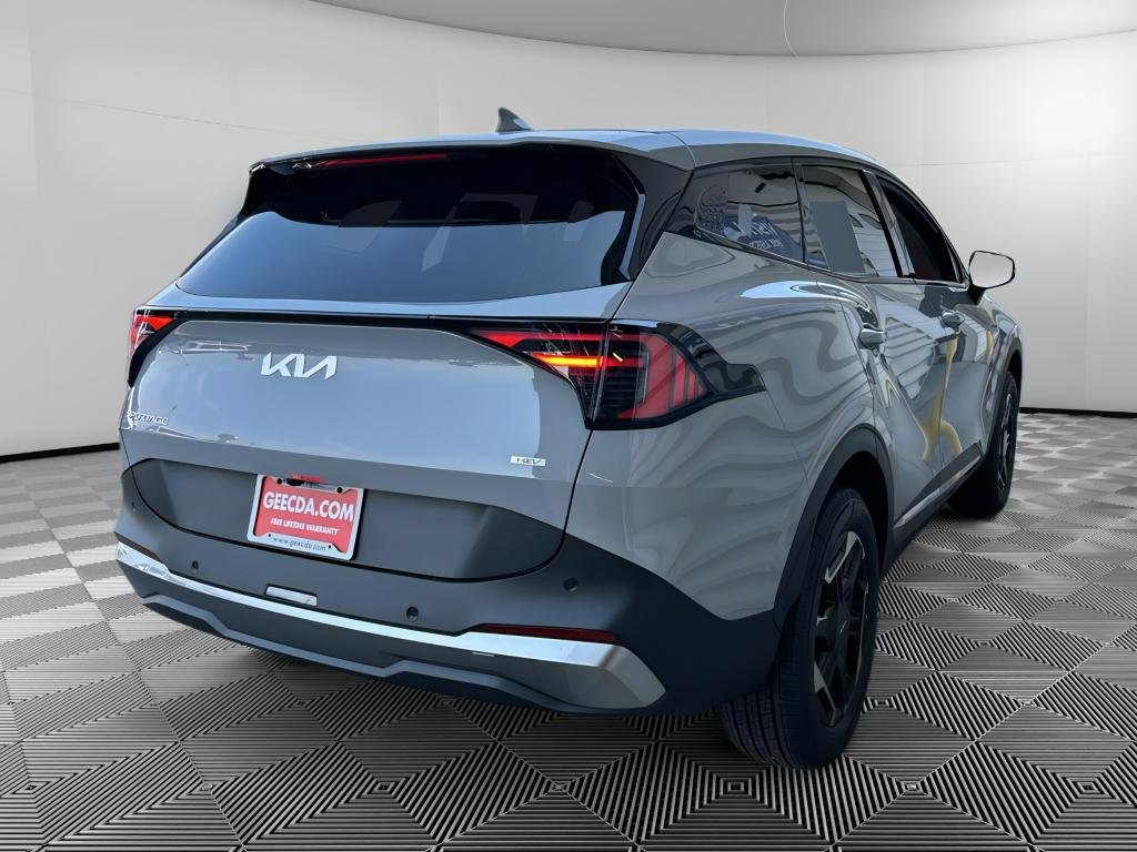 New 2027 Wolf Gray Kia S image 4