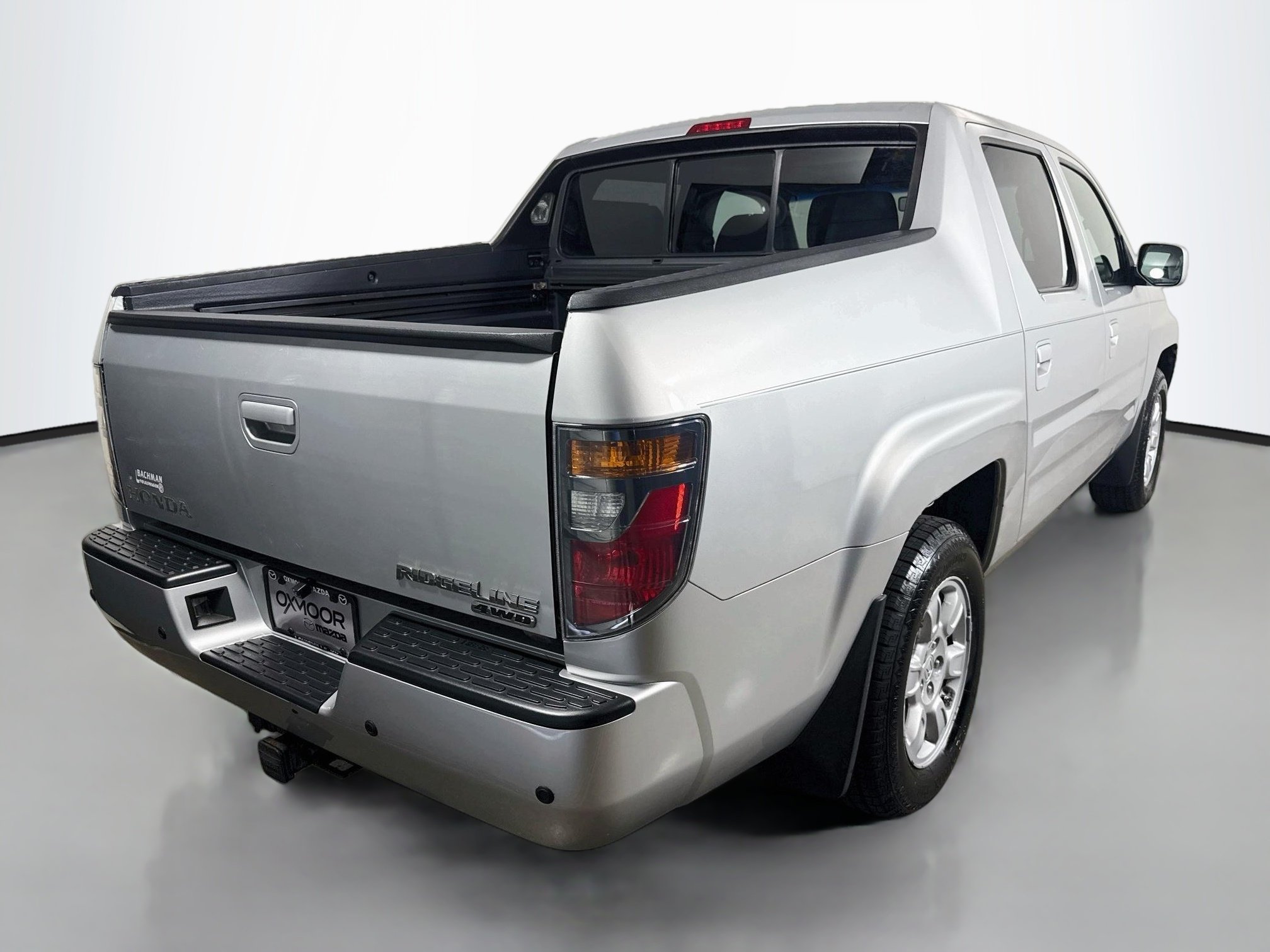 Used 2006 Billet Silver Metallic Honda RTL image 7
