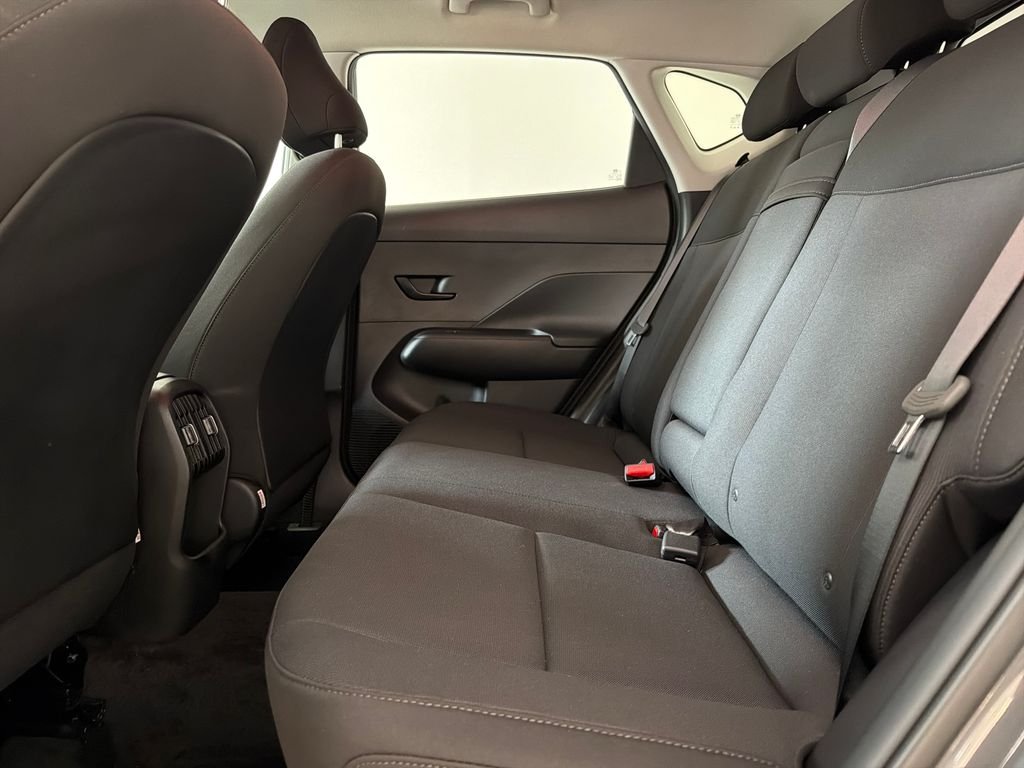Used 2025 Gray Hyundai SEL image 30