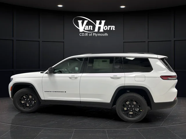 New 2026 Bright White Clear-Coat Exterior Paint Jeep Altitude image 6