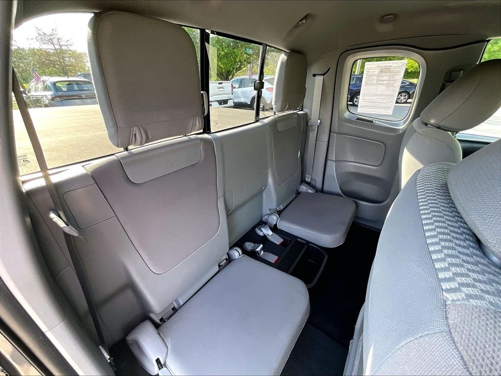 Used 2014 Gray Toyota Base image 19