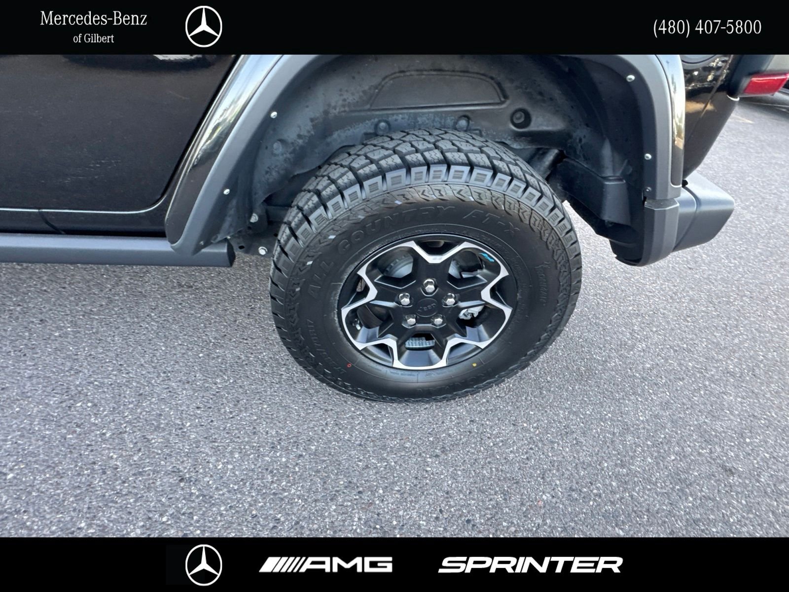 Used 2022 Black Jeep Unlimited Rubicon 4xe image 9