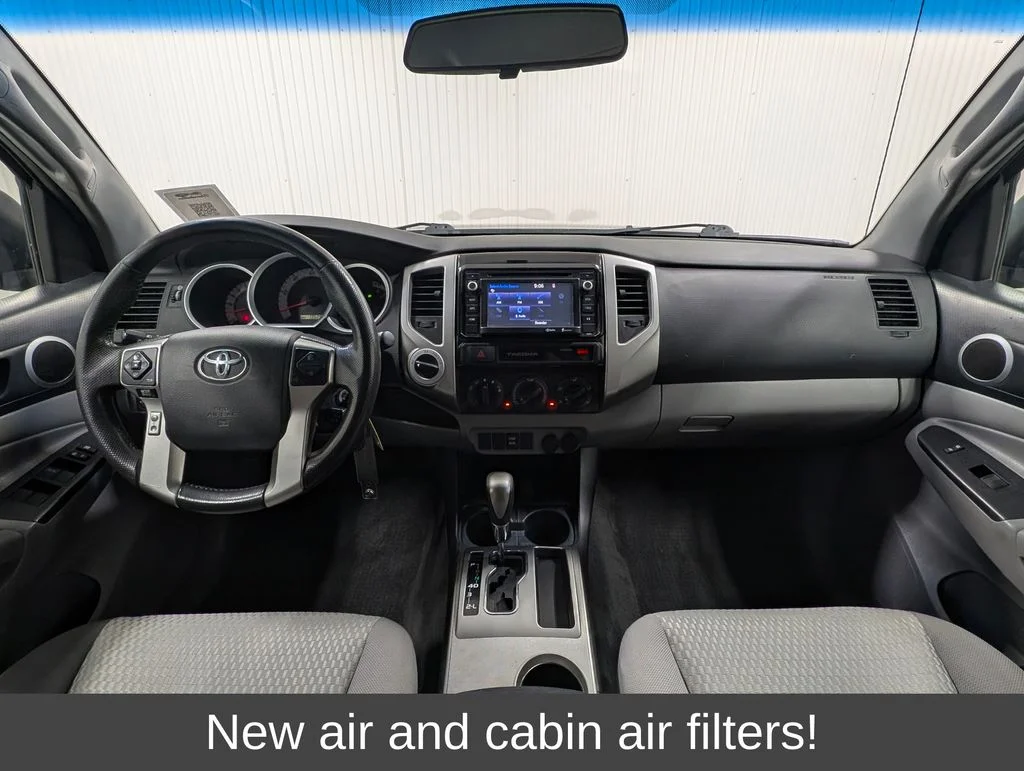 Used 2015 Black Toyota Base image 3