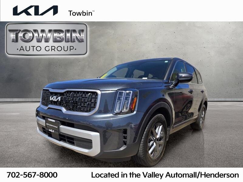 Certified Used 2024 Gray Kia LX image 1