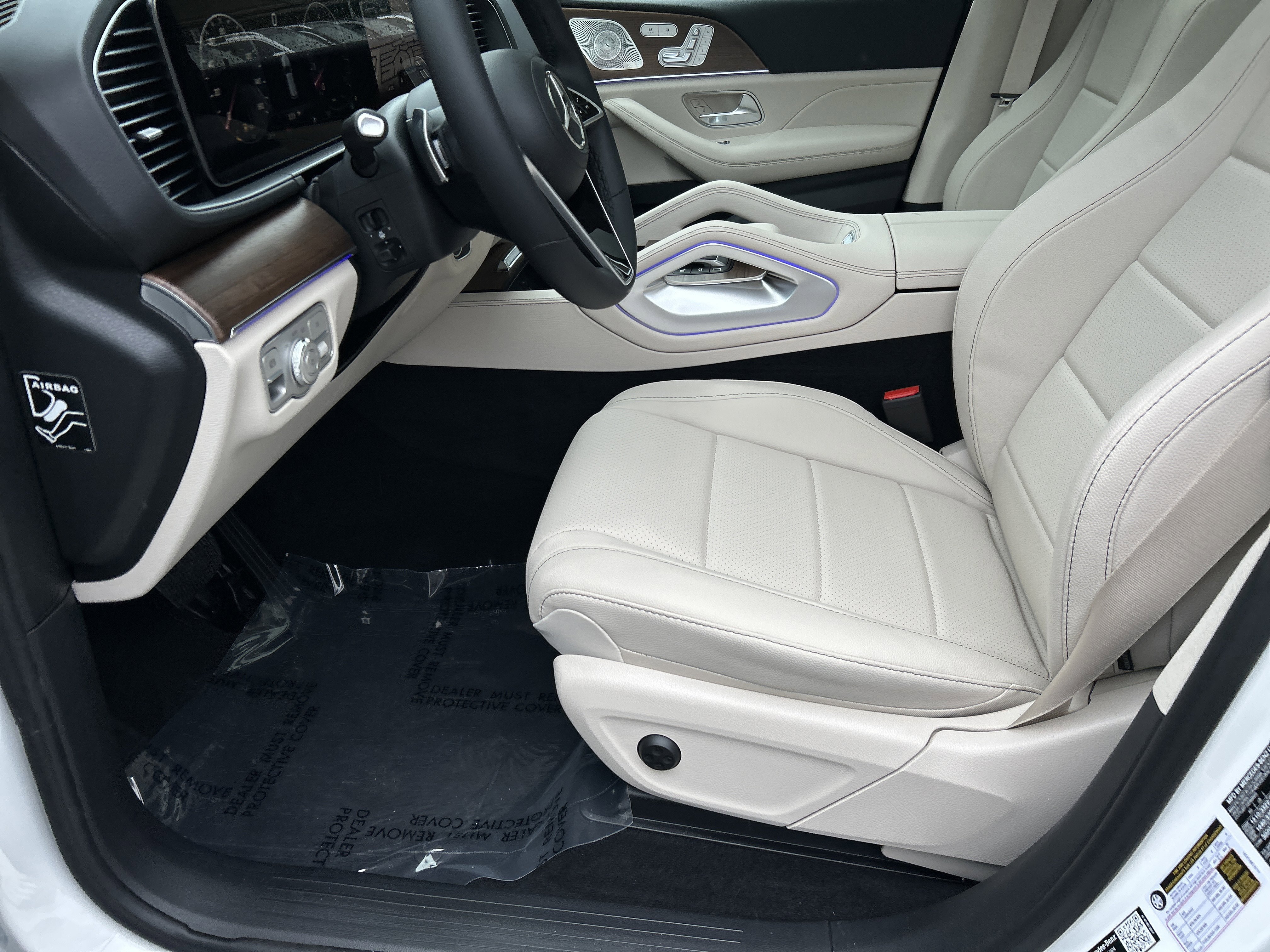 New 2026 Polar White Mercedes-Benz GLE 450 4MATIC® SUV image 18