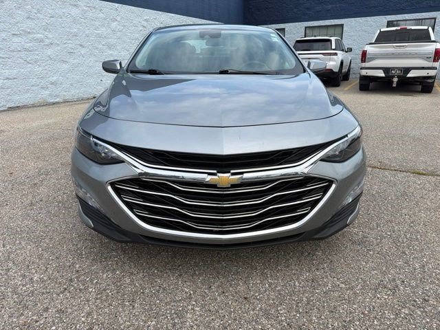 Used 2024 Sterling Gray Metallic Chevrolet LT image 8