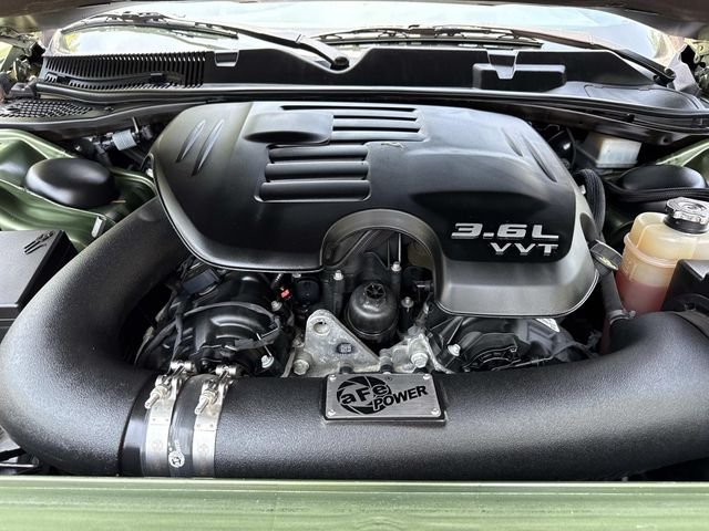 Used 2021 Green Dodge SXT image 13