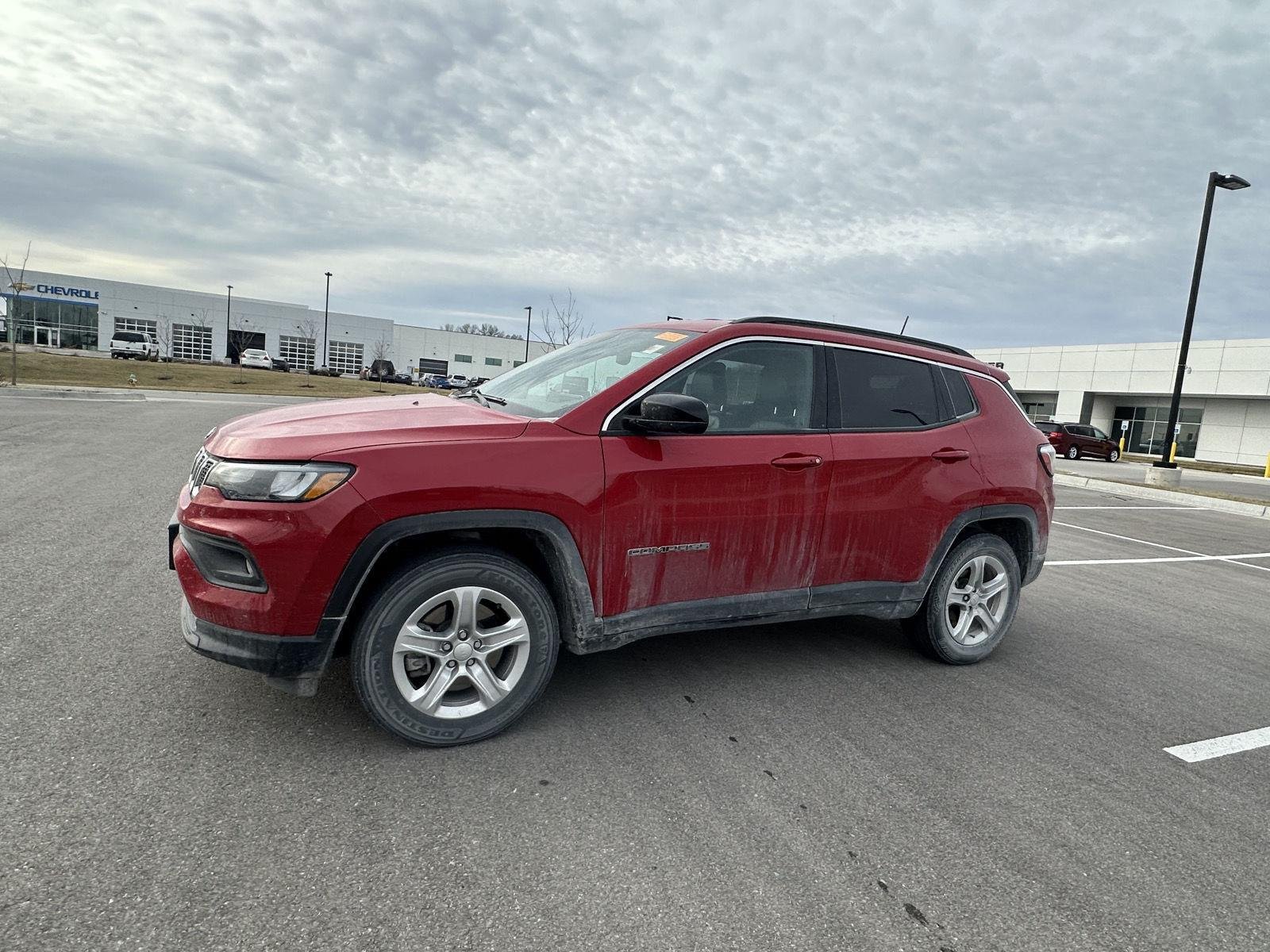 Used 2023 Jeep Compass Latitude with VIN 3C4NJDBN4PT503997 for sale in Kansas City