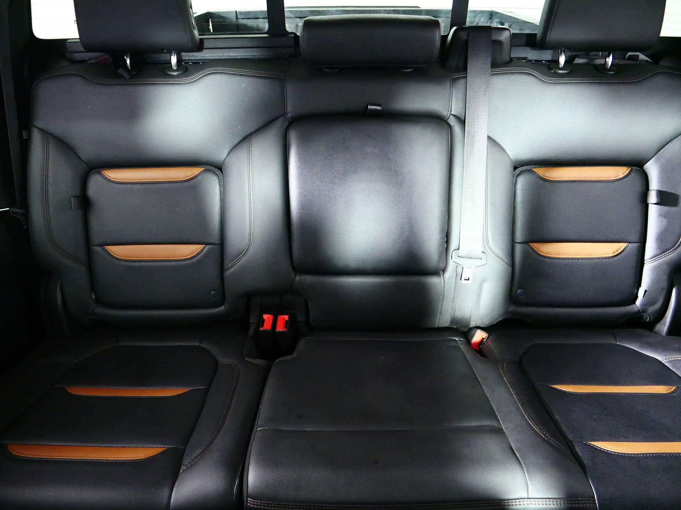 Used 2021 Black GMC AT4 image 13