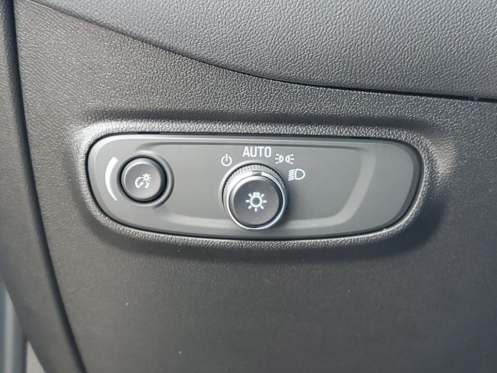 Used 2024 Blue Chevrolet LT image 18