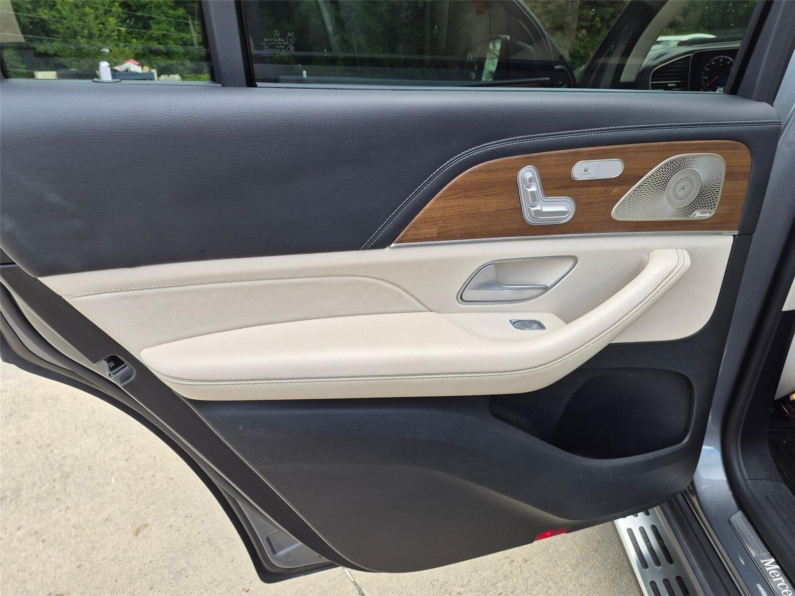 Used 2021 Selenite Grey Metallic Mercedes-Benz GLS 450 image 24