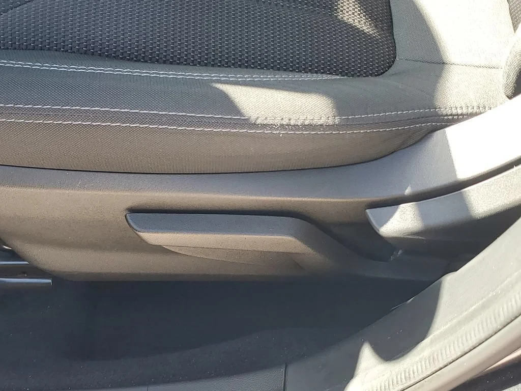 Used 2021 Gray Subaru 4DR SUV CVT image 16