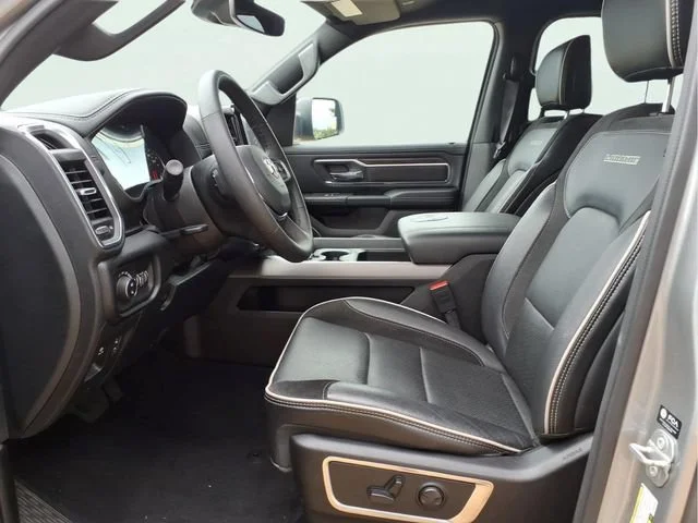 Used 2026  Ram Laramie image 18