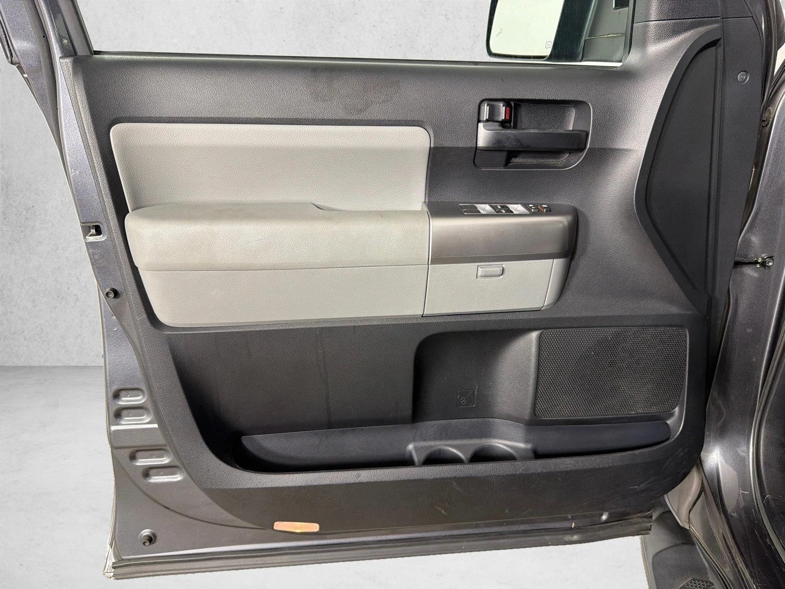 Used 2019 Magnetic Gray Metallic Toyota SR5 image 12