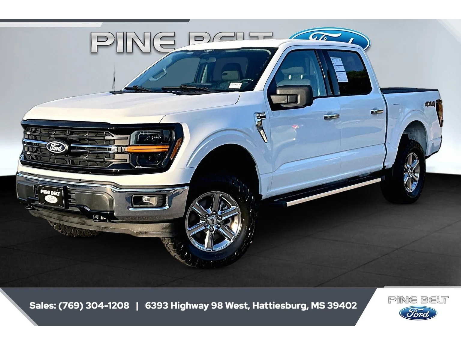 Used 2025 Oxford White Ford XLT image 10