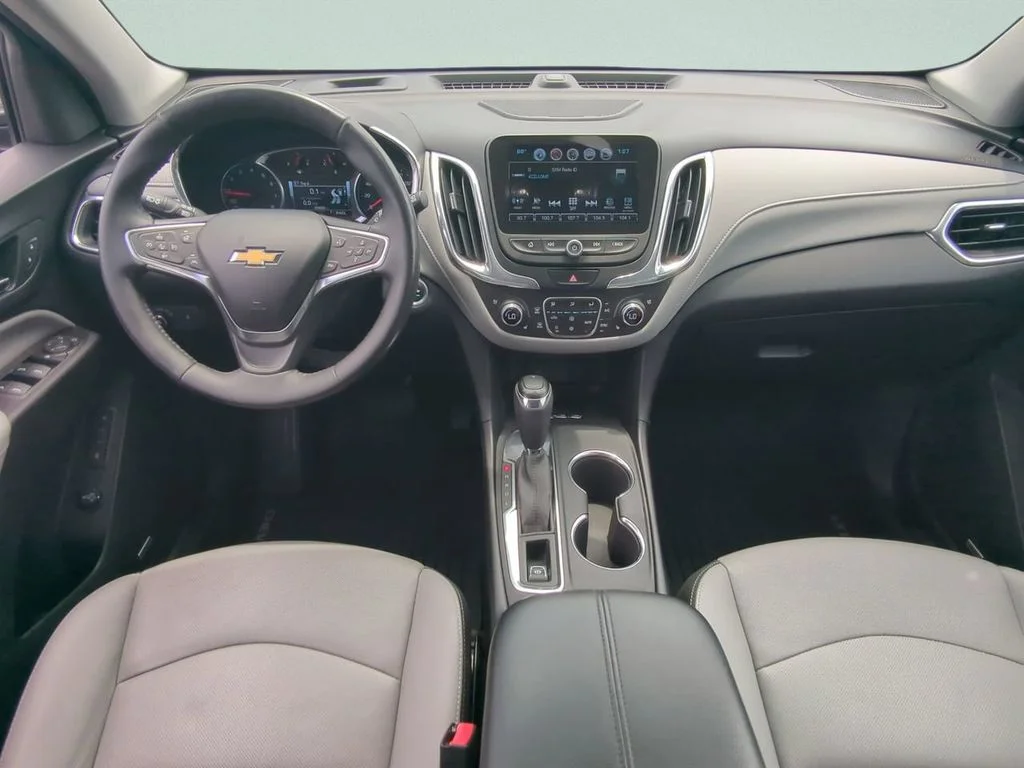 Used 2018 Black Chevrolet Premier image 11