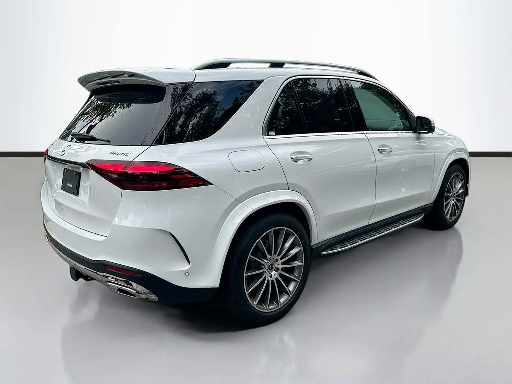 Certified Used 2026 MANUFAKTUR Moonlight White Metallic Mercedes-Benz GLE 350 image 5