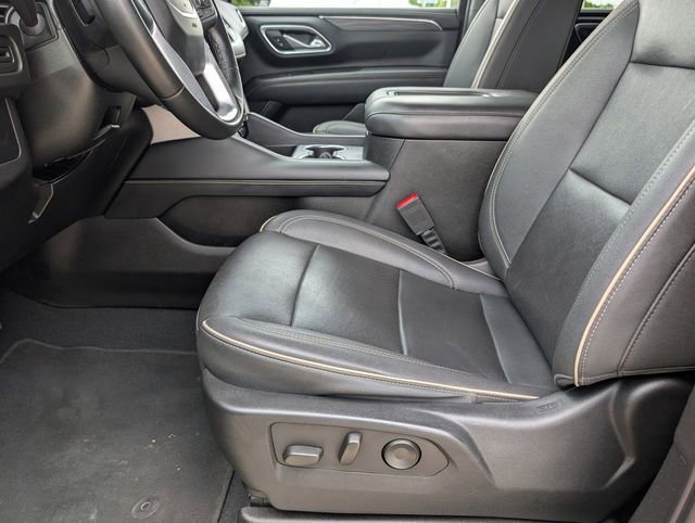 Used 2023 Titanium Rush Metallic GMC SLT image 15