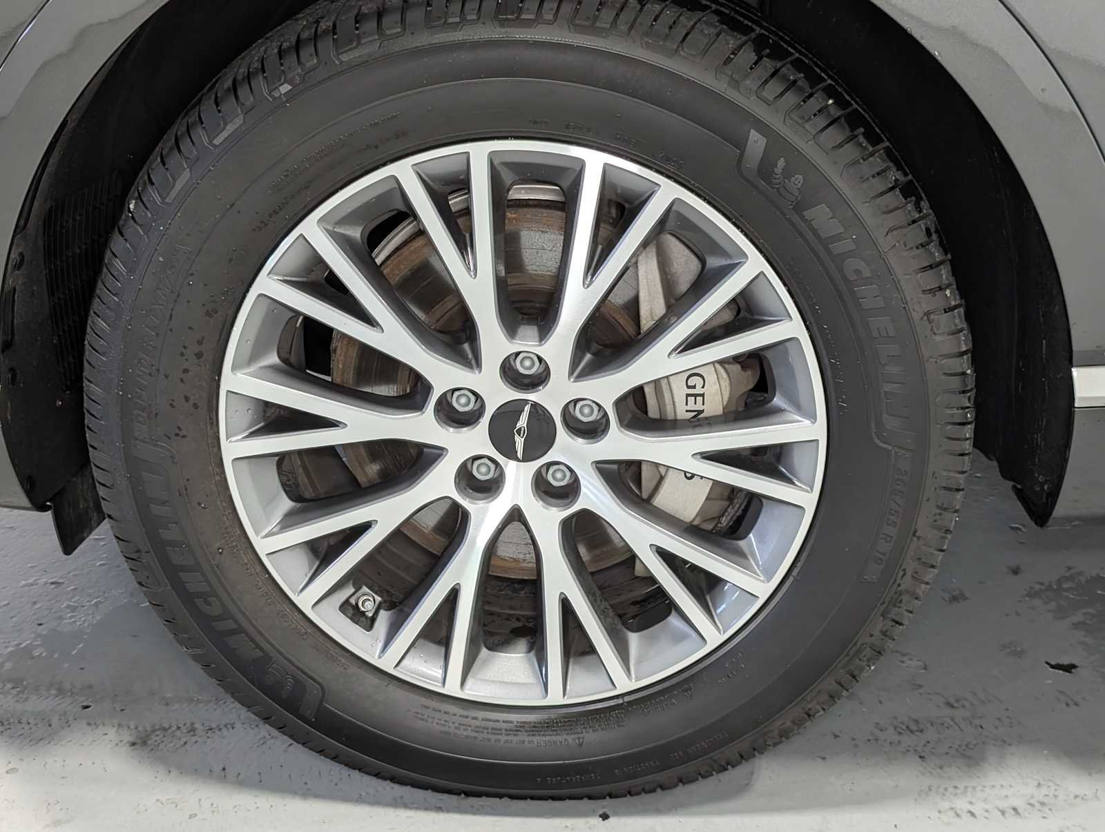 Used 2025 Makalu Gray Genesis 2.5T Standard image 3
