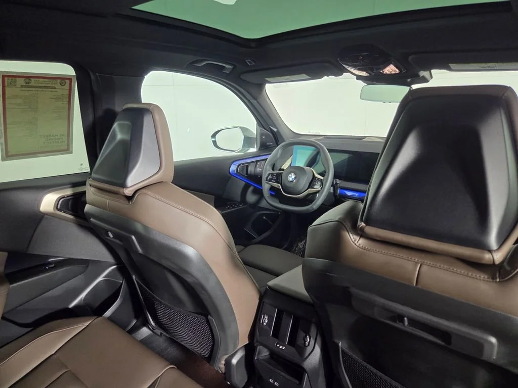 Used 2025 Skyscraper Gray Metallic BMW 30 xDrive image 31