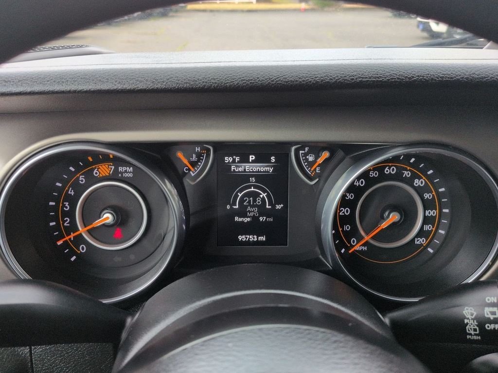 Used 2018 Bright White Clearcoat Jeep Unlimited Sport image 13