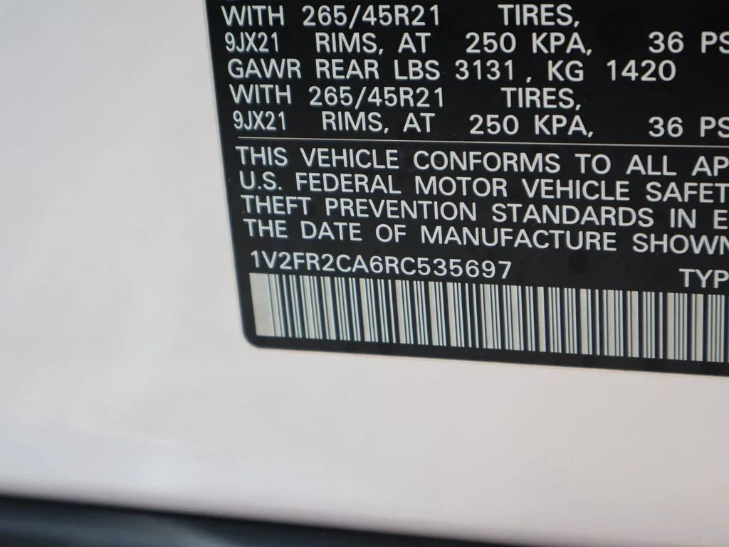 Used 2024  Volkswagen 2.0T SEL Premium R-Line image 44