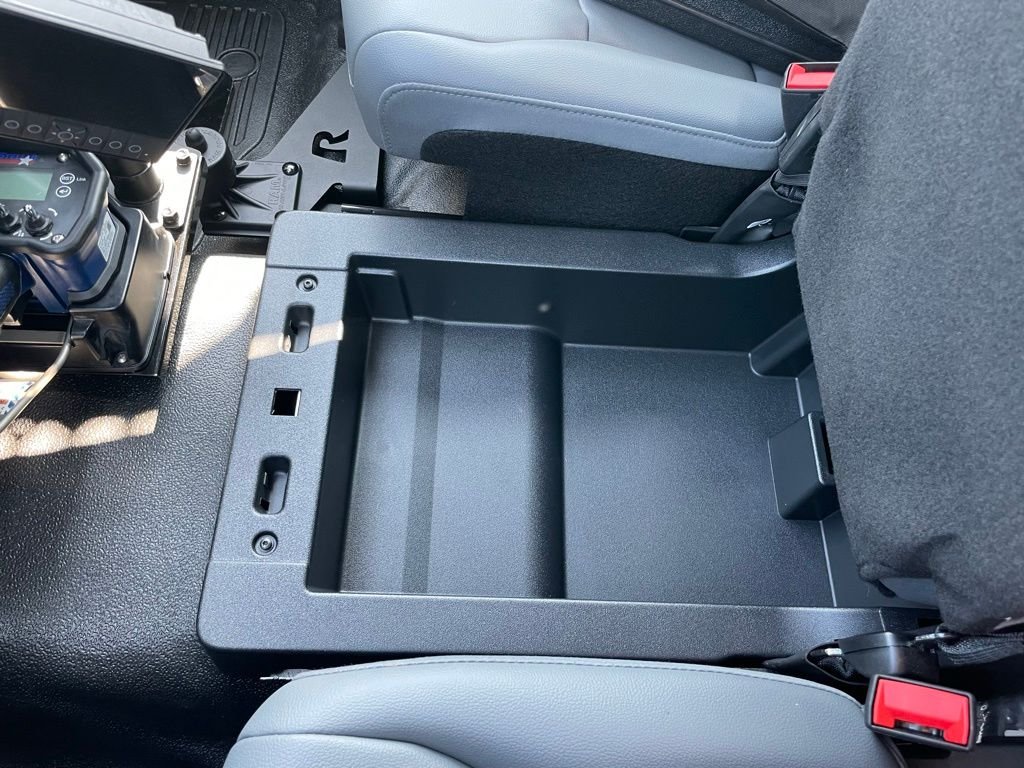 2025 Ford F-550 Super Duty Chassis Cab XL - Photo 21