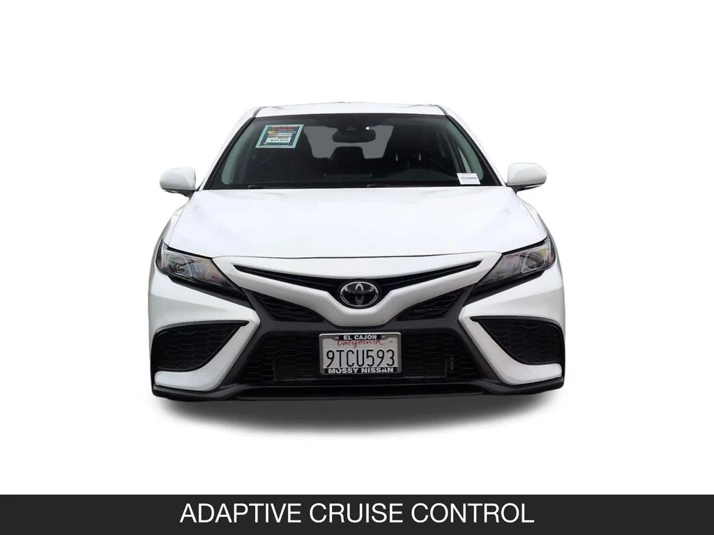 Used 2023 White Toyota SE image 4