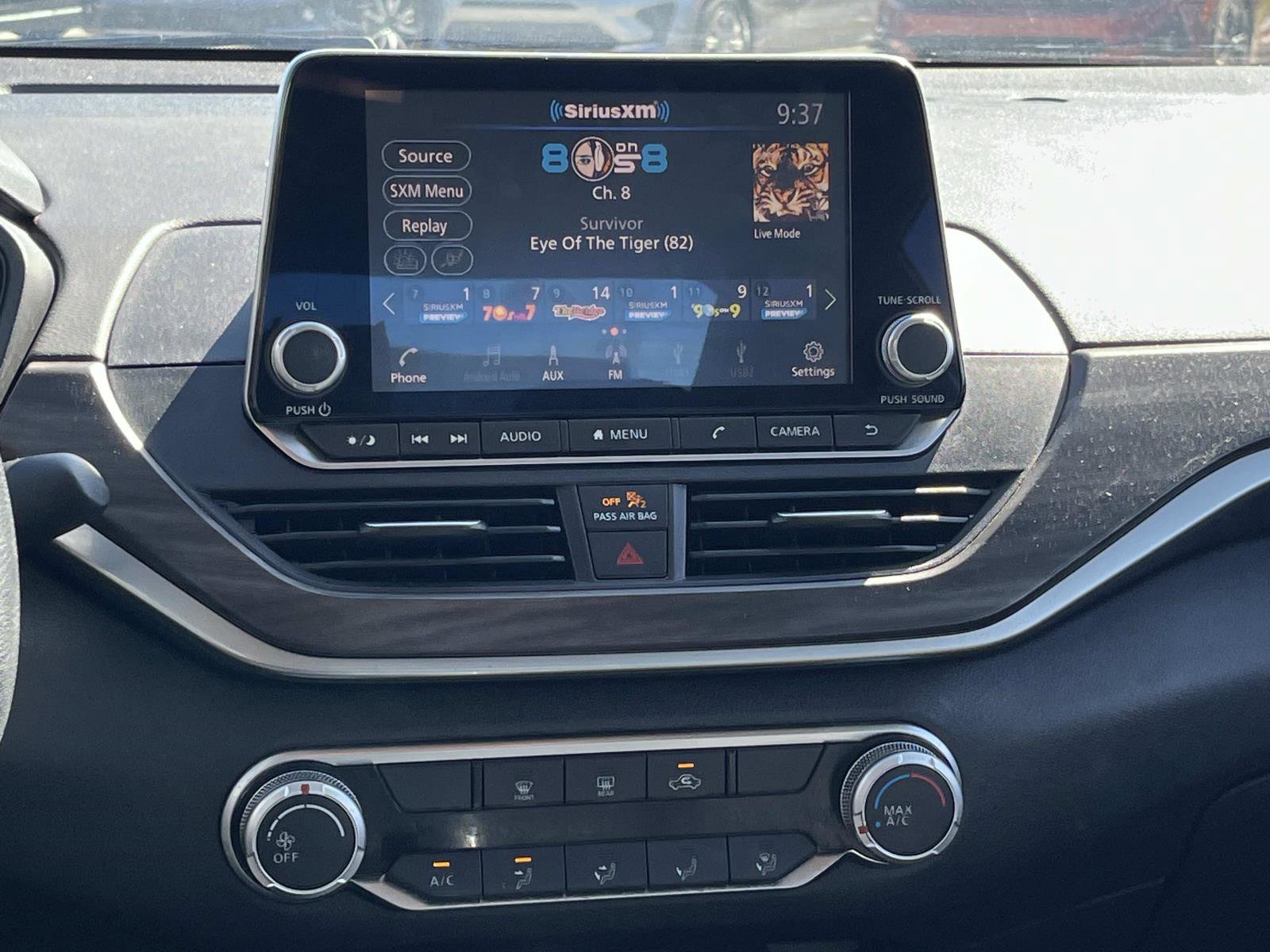 2024 Nissan Altima SV - Photo 14